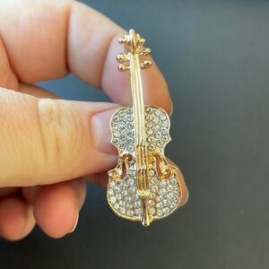 Violin 🎻 gold tone and crystals